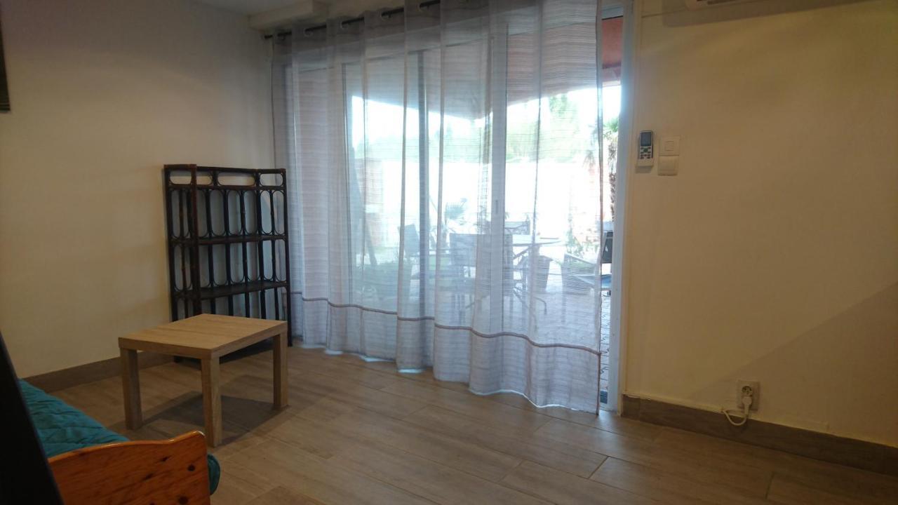 Appartements Dans Residence Avec Piscine - Mer A 500M 생트마리라메르 외부 사진